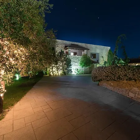 - Maria Apartment *